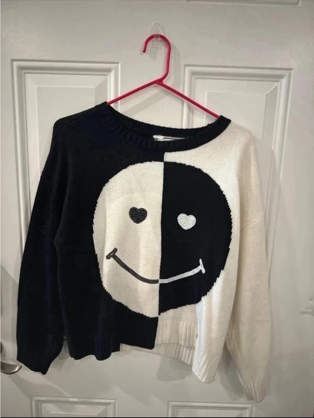 Women’s Black & White Split Smiley Knit Sweater